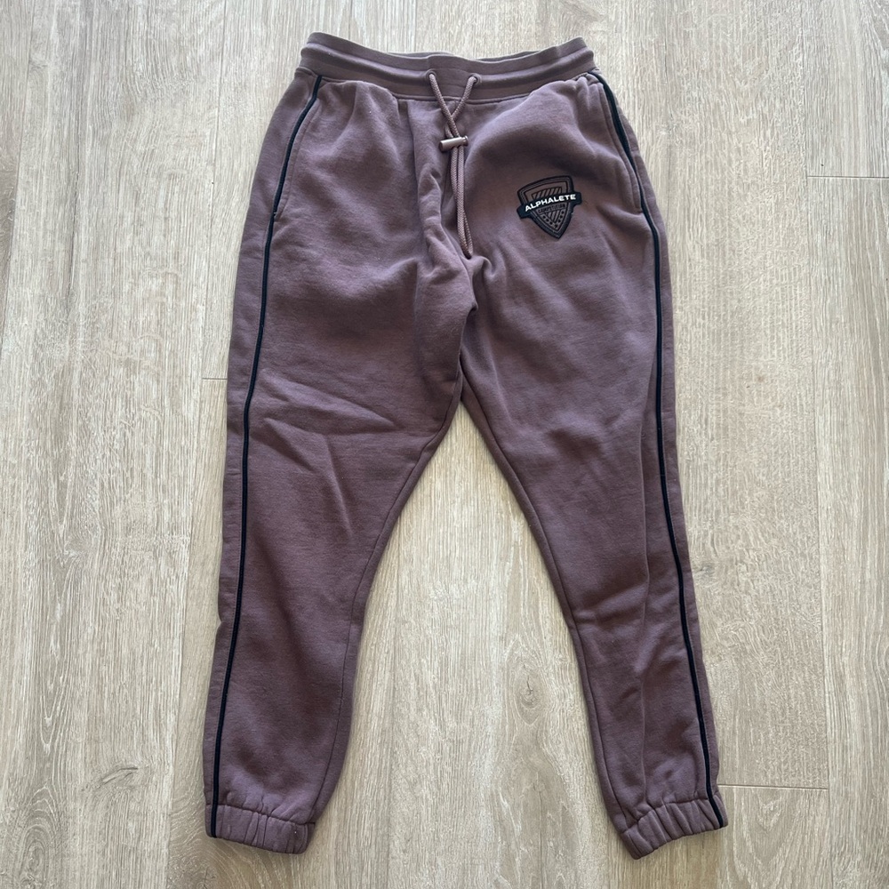 Alphalete Joggers - Size S